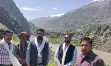 लाहौल की जोबरंग पंचायत में चंद्रभागा नदी के जल से खेतों को हुए नुकसान का प्रशासन ने जायजा.......प्रभावित परिवारों को वैकल्पिक कृषि भूमि उपलब्ध करवाने के लिए औपचारिकता जल्द पूर्ण करें अधिकारी   विधायक रवि ठाकुर