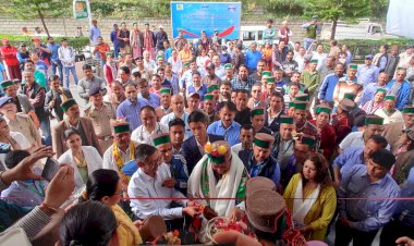 किन्नौर जिला के लोगों को बेहतर स्वास्थ्य सेवा प्रदान करने के लिए प्रदेश सरकार है कृत-संकल्पित - जगत सिंह नेगी.....  चार दिवसीय बहु-उद्देशीय स्वास्थ्य शिविर का जिंदल संजीवनी अस्पताल शोल्टू में किया शुभारंभ......