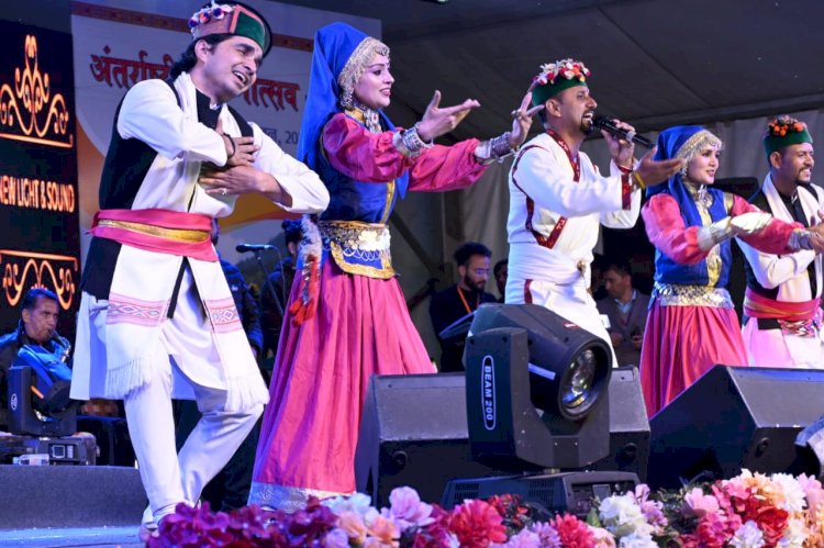 अंतर्राष्ट्रीय ग्रीष्मोत्सव शिमला की दूसरी सांस्कृतिक संध्या में कुलदीप शर्मा ने मचाया धमाल.......हेल्दी बेबी शो और प्रश्नोत्तरी प्रतियोगिता में बच्चों ने जीते इनाम ....
