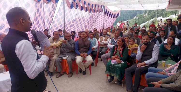 कसुम्पटी विस क्षेत्र को बनाया जाएगा आदर्श विस क्षेत्र .....अनिरूद्ध सिंह कैबिनेट मंत्री ने कसुम्पटी विस क्षेत्र की छराबड़ा और बनी पंचायत का किया दौरा.....
