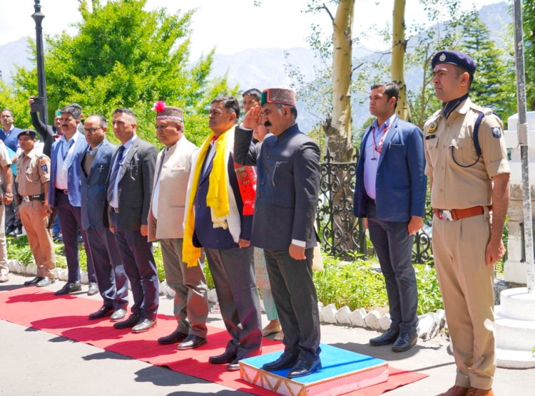 केंद्रीय मंत्री को गर्मजोशी से दी विदाई...... केन्द्रीय मंत्री ने किन्नौर की जनता का जताया आभार......