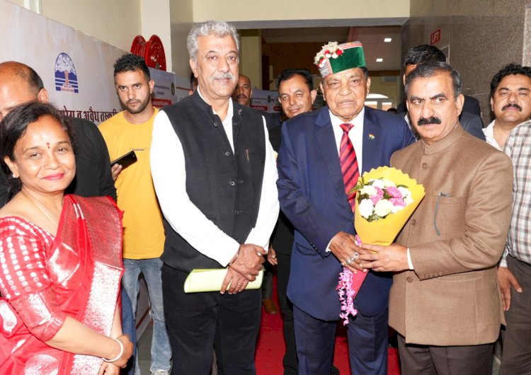 लाहौल स्पीति के शिलाहौल स्पीति के शिक्षण संस्थानों व पंचायती राज संस्थाओं ने.... ऑनलाइन जुड़ कर राज्य स्तरीय समारोह में अपनी सहभागिता सुनिश्चित बनाई ......यती राज संस्थाओं ने.... ऑनलाइन जुड़ कर राज्य स्तरीय समारोह में अपनी सहभागिता सुनिश्चित बनाई ......