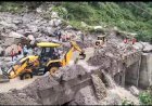 किन्नौर  के सांगला में 30 पर्यटक,छितकुल,रक्छम में लगभग 150 पर्यटक सुरक्षित.....  कारा गांव के नजदीक 11 लोग व 300 से 400 मवेशी फं से.....  किन्नौर में मूसलाधार बारिश के कारण अब तक लगभग 29 करोड़ 32 लाख रुपये का नुकसान