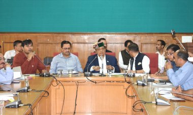 विकास कार्यों को समय पर पूरा करना आवश्यक -  शांडिल