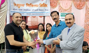 बागवान सड़कों पर..... सरकार सचिवालय में मस्त..... सेब सीजन चरम सीमा पर चल रहा है सरकार  की कोई भी ठोस नीति नहीं : नंदा