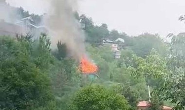 पांगी में एक घर में लगी भीषण आग लाखों का नुकसान