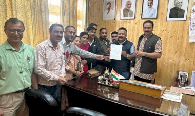 आपदा प्रभावितों की सहायता के लिए एक दिन का वेतन देने पर आभार जताया