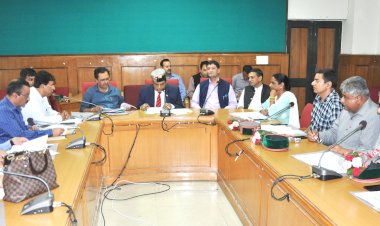 हिमकेयर योजना के तहत 2196 रोगियों का 24 लाख 38 हजार 532 रुपये व्यय कर किया डायलिसिस ...... रोगी कल्याण समिति की बैठक आयोजित