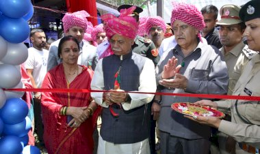 राज्यपाल ने किया अंतर्राष्ट्रीय मिंजर मेले का शुभारम्भ..... समृद्ध संस्कृति, परम्पराओं को संरक्षित करने में मेलों की श्रेष्ठ भूमिका......