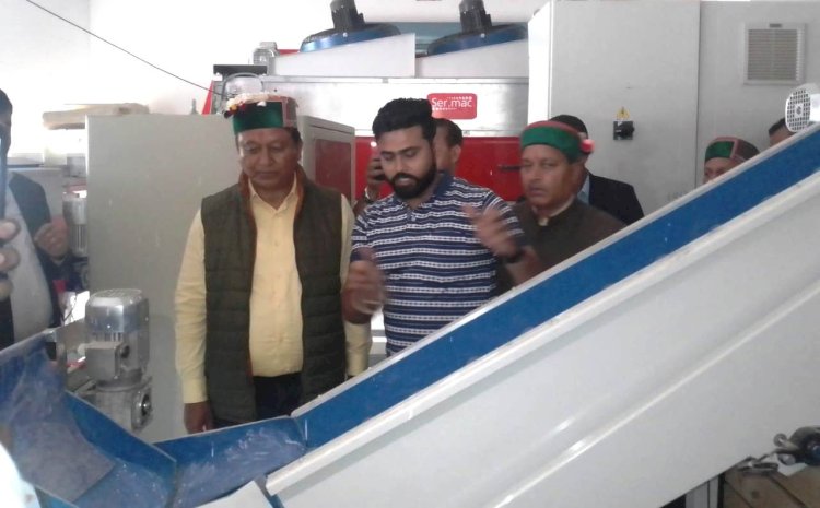 इस वर्ष किलो के हिसाब से ही बेचा जाएगा सेब....... कबिनेट मंत्री ने रोहड़ू में किया निर्माणाधीन सीए स्टोर का निरीक्षण, 31 जुलाई तक कार्य पूर्ण करने के दिए निर्देश.....