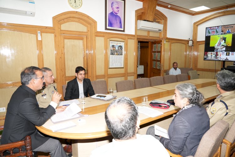 ड्रग माफि या से कारगर तरीके से निपटने के लिए राज्यों को अधिक अधिकार देने की वकालत की मुख्यमंत्री ने.... ड्रग तस्करी और राष्ट्रीय सुरक्षा पर आयोजित क्षेत्रीय सम्मेलन में मुख्यमंत्री ने वर्चुअली भाग लिया