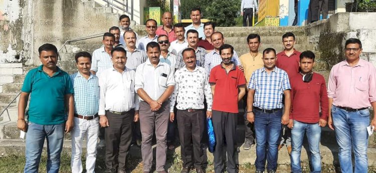 90% हो प्रवक्ता से प्रधानाचार्य पदोन्नति कोटा ....20 से .25 वर्ष की सेवाकाल उपरांत भी प्रवक्ता पद से ही सेवानिवृत्त हो रहै है