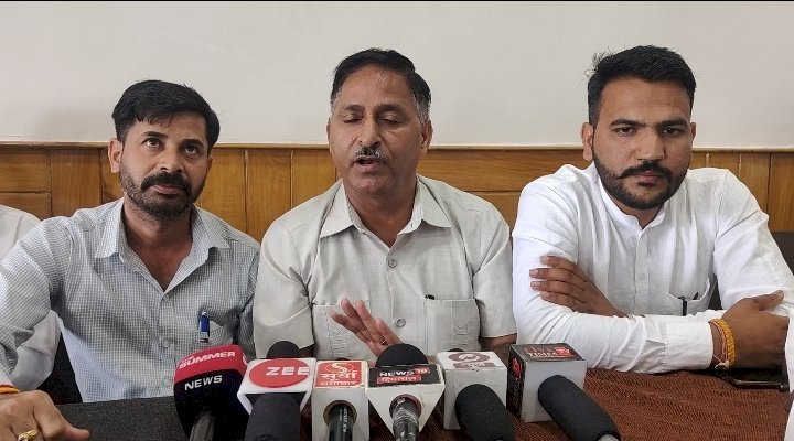 गुज्जर समुदाय का 5% कोटा सुरक्षित रखने की मांग.... हाटी समुदाय को ST का दर्जा देने का मामला.....