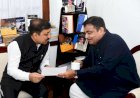 गडकरी से मिले कश्यप, रखी मांगे....