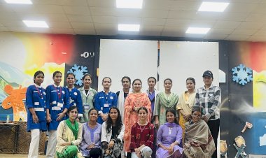 माता पद्मावती कॉलेज ऑफ नर्सिंग में...... भाषण प्रतियोगिता में बबीता प्रथम.....