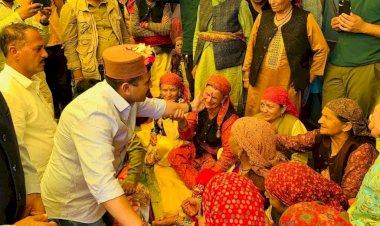 विक्रमादित्य सिंह ने..... रोहड़ू विस में आपदा प्रभावित क्षेत्रों का किया दौरा, लोगों की सुनी समस्याएं.........