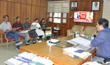 मान्यता प्राप्त राजनीतिक दलों से मतदान केन्द्रों पर बूथ लेवल एजेंट नियुक्त करने का आग्रह..... 21 अगस्त तक बी.एल.ओ घर-घर जाकर कर रहे फोटोयुक्त मतदाता सूचियों का सत्यापन.....