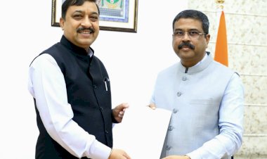 केंद्रीय मंत्री धर्मेंद्र प्रधान से मिले सांसद कश्यप........पावंटा साहिब राजबन में केंद्रीय विद्यालय को पुनः शुरू करने  का  निवेदन किया.....