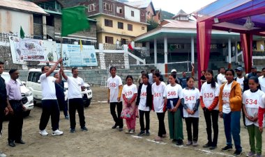 कुनाल और यशस्वी ने जीती मिनी मेराथन, नोरबू ने साईकिल रेस....... जनजातीय उत्सव केलंग के अवसर पर आयोजित हुई प्रतियोगिता, डी.सी. राहुल कुमार ने दिखाई हरी झंडी......