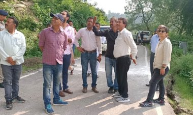 डीसी ने किया आपदा प्रभावित क्षेत्रों का दौरा...... अधिकारियों को दिए त्वरित सहायता के निर्देश.......