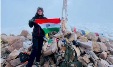 युनम चोटी फतह करने पर मुख्यमंत्री ने महिला पुलिस आरक्षी को दी बधाई.....