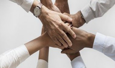 सहकारी सभाओं को राष्ट्रीय स्तर पर करोड़ों रुपये की लागत से कम्प्यूटरीकृत किया जा रहा .......