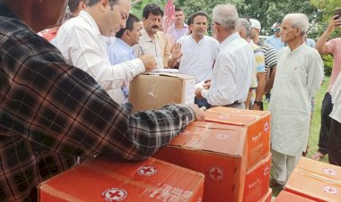 डीसी ने जवाली और नूरपुर में बरसात से हुई क्षति का संज्ञान लिया.... बोले... आपदा प्रभावित लोगों की सहायता और पुनर्वास प्राथमिकता....