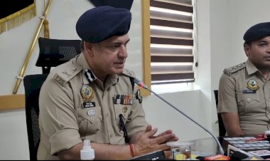 70 हजार से अधिक सैलानियों को समय रहते निकाला......हर आपदा मे मौजूद रही हिमाचल पुलिस,देश के राष्ट्रीय सुरक्षा सलाहकार ने पत्र लिखकर दी शाबाशी...  कुंडू  3 साल में 4000 से अधिक महिलाओं व बच्चों को ढूंढ निकाला,