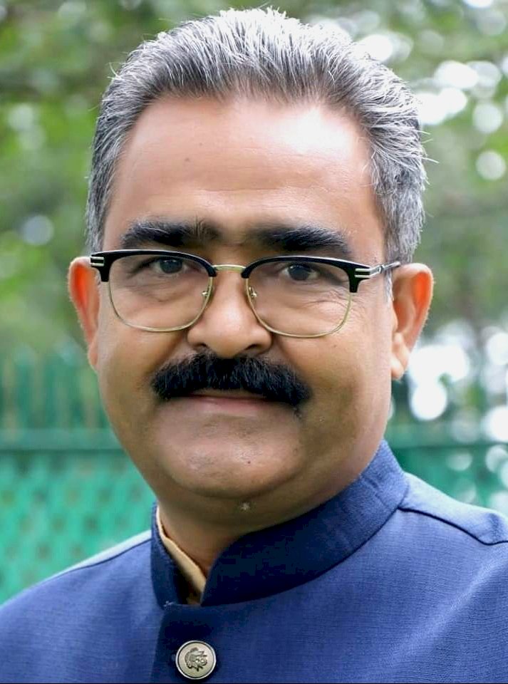 देवभूमि में मंदिरों में दर्शन के लिए 1100 रु का शुल्क लगाना सरकार का दुर्भाग्य पूर्ण फैसला.......... देवभूमि में जनता की आस्था से खिलबाड़ नहीं होगा सहन : बिक्रम ठाकुर