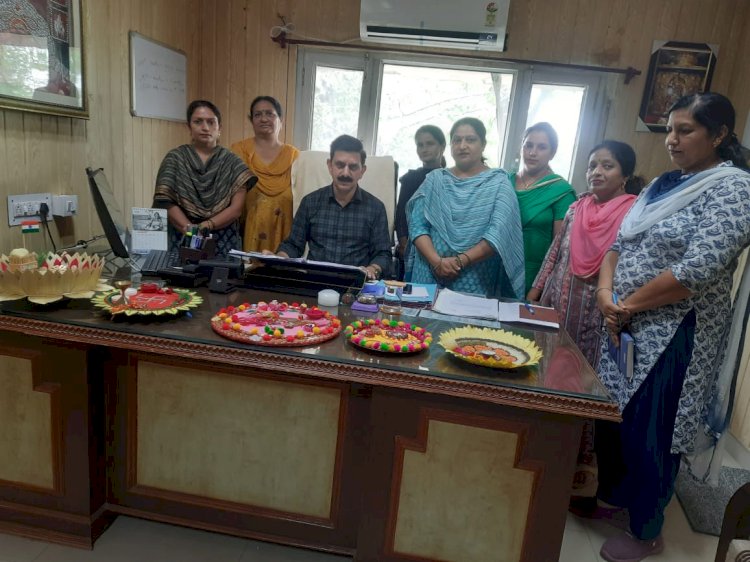 आजीविका मिशन के तहत ऊना में खंड स्तरीय राखी थाली प्रतियोगिता आयोजित.....