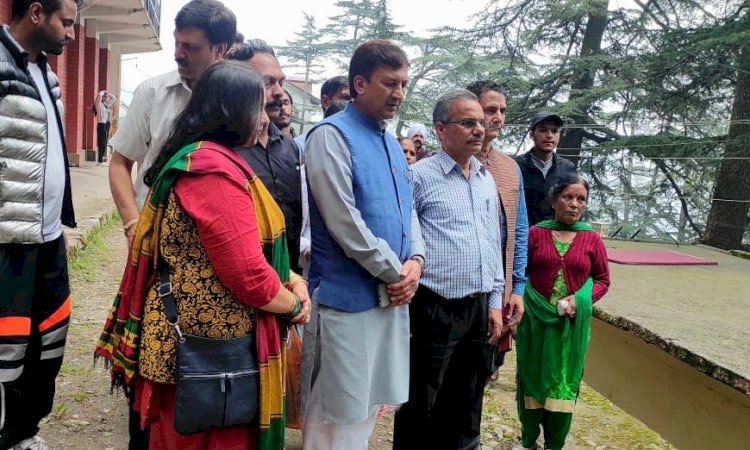 डॉ सिकंदर ने फागली में दी स्ट्रीट लाइट......तुरंत सांसद निधि से स्वीकृत की ......
