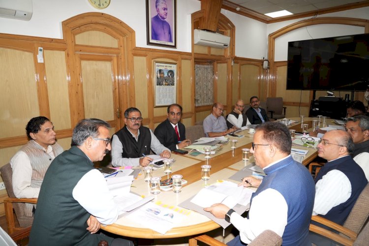 मंडे मीटिंग में..... मुख्यमंत्री ने प्रशासनिक सचिवों के साथ परियोजनाओं की समीक्षा की...राज्य में हाल ही में 3671 अनाथ बच्चों का नामांकन हुआ..