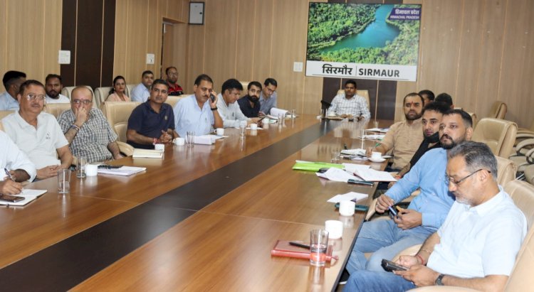 आपदा पश्चात आवश्यकता मुल्यांकन पर एक दिवसीय प्रशिक्षण....... आपदा से हुए नुकसान का डाटा समय पर ऑनलाईन पोर्टल पर अपलोड करें विभाग-मनेश कुमार यादव