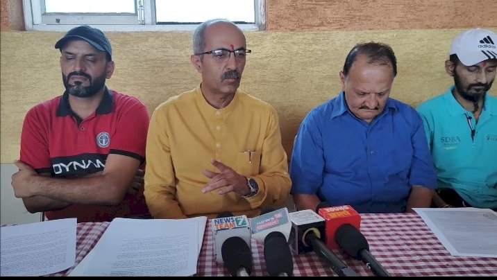 बैडमिंटन संघ को बदनाम करने के आरोप.......संघ ने सभी आरोपी को नकारा.... मीडिया से रूबरू हुए संघ के पदाधिकारी.....