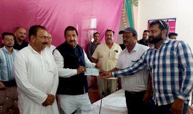 ऊना स्थापना दिवस पर दी बधाई........ हरोली विस में हर माह आयोजित होगा हरोली मिलन कार्यक्रम - मुकेश अग्निहोत्री