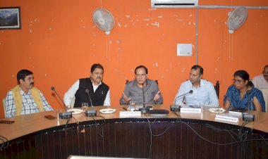 हिमाचल में आई आपदा को राष्ट्रीय आपदा घोषित करें केंद्र सरकार...... विस अध्यक्ष