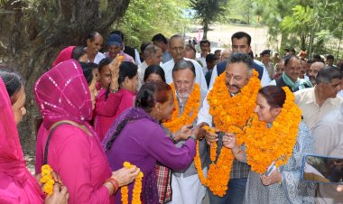 प्रदेश सरकार द्वारा एक हजार करोड़ रुपये राहत एवं पुनर्वास के लिए वितरित-रोहित ठाकुर