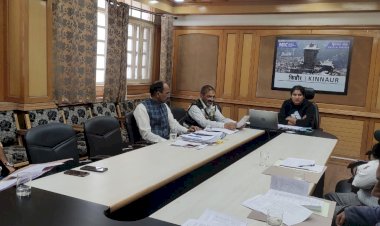 सुजानपुर के 123 आंगनवाड़ी केन्द्रों में बनाया जा रहा है बच्चों का डेटाबेस .....