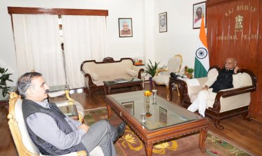 मुख्यमंत्री ने राज्यपाल से की भेंट   ....