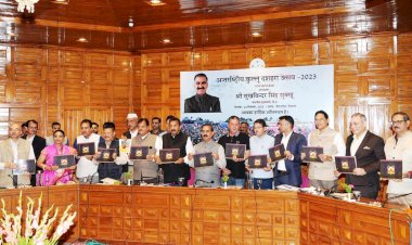 मुख्यमंत्री ने अंतर्राष्ट्रीय कुल्लू दशहरा  उत्सव का  ब्रॉशर जारी किया.....