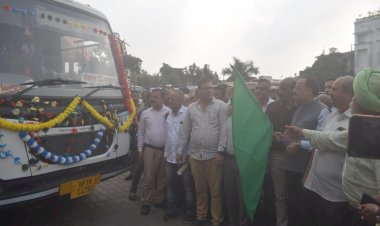 हर्षवर्धन चौहान ने क्यारी गुंडाह-पांवटा साहिब बस को हरी झंडी दिखाकर किया रवाना.....