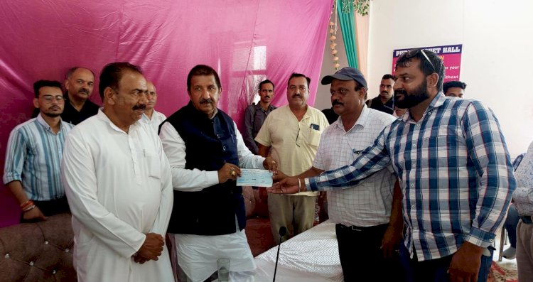 ऊना स्थापना दिवस पर दी बधाई........ हरोली विस में हर माह आयोजित होगा हरोली मिलन कार्यक्रम - मुकेश अग्निहोत्री