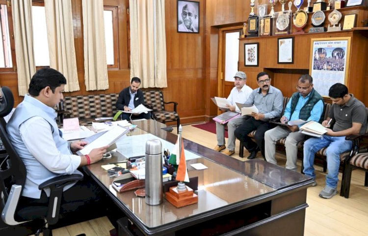 16 सितम्बर को फागू गोदाम में होगा ईवीएम मशीनों का निरीक्षण...... गुणवत्ता सुनिश्चित करने के लिए करवाया जाएगा मॉक पोल....