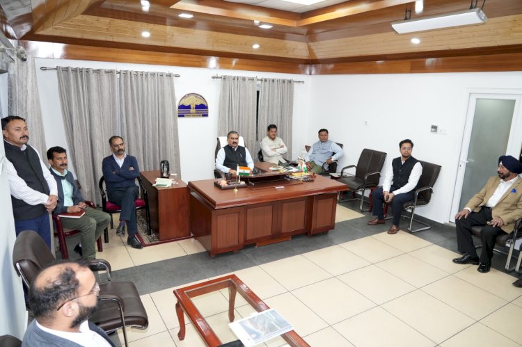 प्रति वर्ष पांच करोड़ पर्यटकों के आवागमन के लक्ष्य की पूर्ति के लिए हवाई सेवा की भूमिका महत्त्वपूर्ण ..... मुख्यमंत्री ने हवाई सेवा सुदृढ़ करने के लिए अधोसंरचना विकास पर बल दिया.......