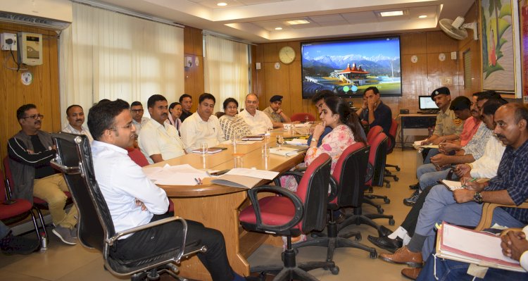 जिले के 152 स्कूलों में चल रहा संवाद कार्यक्रम.... विभिन्न विभाग स्कूलों में नशे के दुष्प्रभावों के प्रति कर रहे जागरूक: उपायुक्त