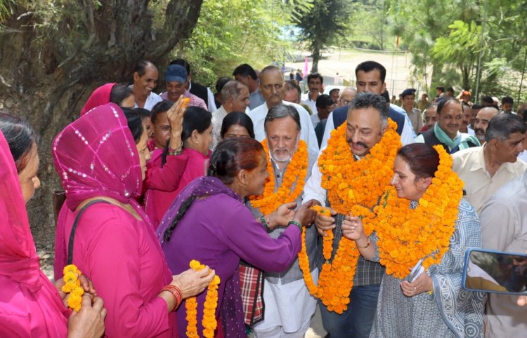 प्रदेश सरकार द्वारा एक हजार करोड़ रुपये राहत एवं पुनर्वास के लिए वितरित-रोहित ठाकुर