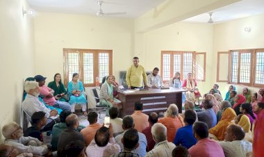 ग्रामसभा धौंन में  आयुष विभाग द्वारा मुफ्त स्वास्थ्य निरीक्षण शिविर लगाया