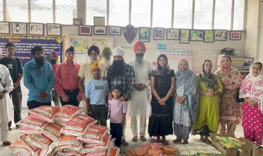 दशमेश रोटी बैंक की सेवा मुहिम जारी......45 जरूरतमंद लोगों को बांटा राशन.. नेत्रहीन सरबजीत सिंह समाज सेवा में बने प्रेरणा...