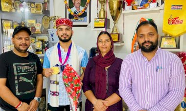 एशियन खेलों में कबड्डी प्रतियोगिता में अहम भूमिका निभाने वाले देहलां के विशाल भारद्वाज को किया सम्मानित