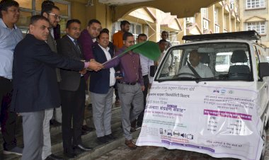 पर्यावरण को प्रदूषित होने से बचाने को ई-कचरा निष्पादन जरूरी..... डीसी ने  ई-कचरा संग्रहण वाहन को हरी झंडी दिखाकर किया रवाना....